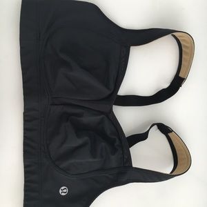 Too small and wore less than 5 times.